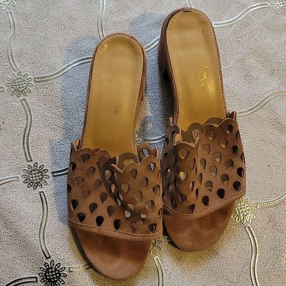 Coach and Four Rahel Antique rose dusty pink laser cut sandals - Picture 5 of 8